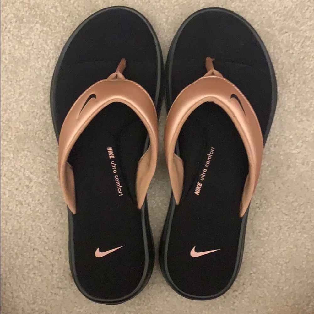 Nike flip flops
